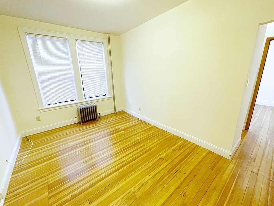 1st image of 32-72 30th St #1L