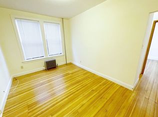 32-72 30th St #1L, Astoria, NY 11106