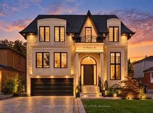 130 Pemberton Ave, Toronto, ON M2M 1Y7