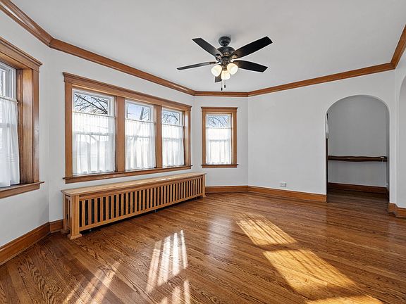 3rd image of 5554 S Nashville Ave