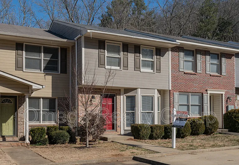 5216 Falling Creek Ln — Photo 2