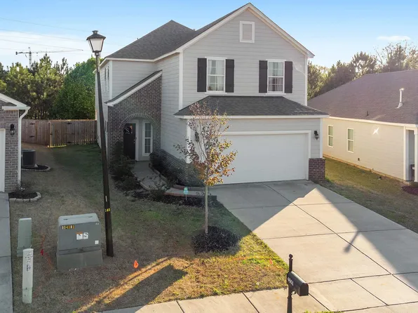 4861 Mountain Gap Dr, Bessemer, AL 35022