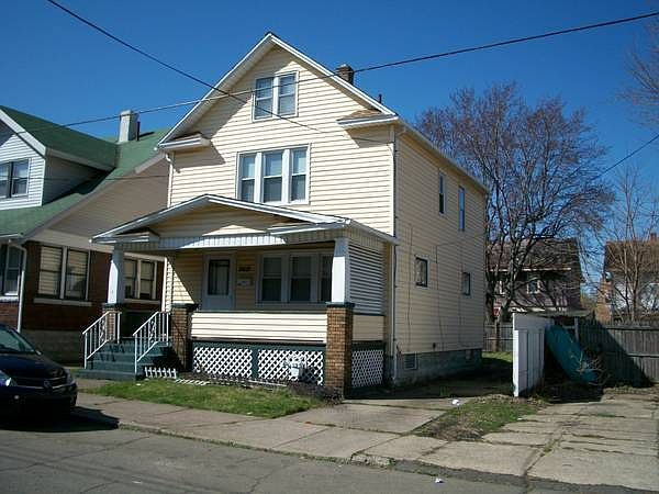 1st image of 2612 Van Buren Ave