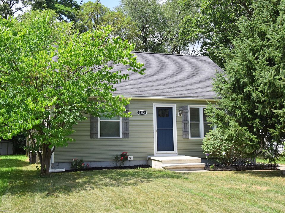 1st image of 7812 Kingston Dr