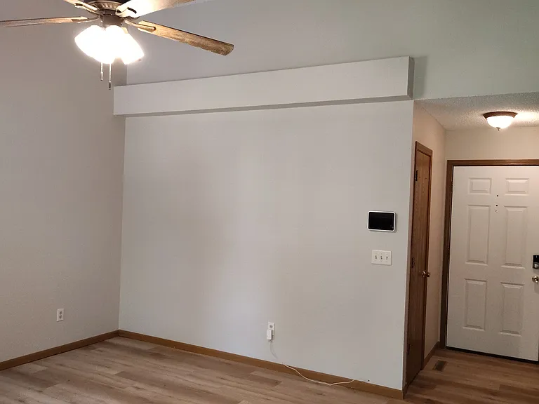 2759 W Cherokee St — Photo 8