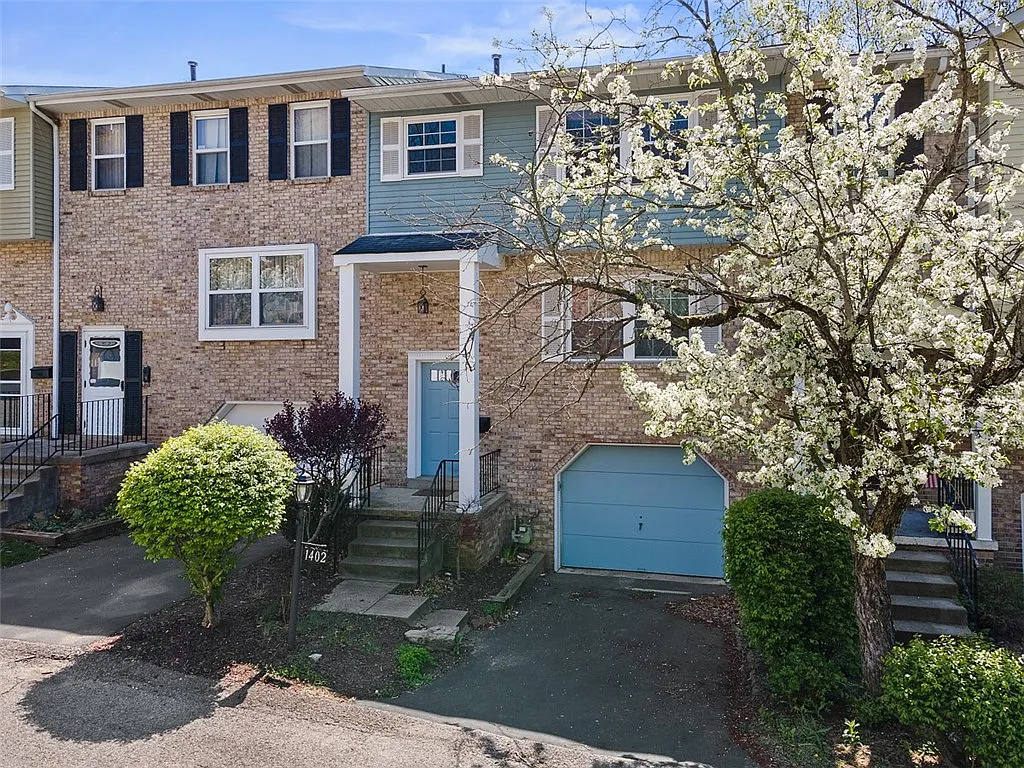 1402 Magnolia Ct photo 1