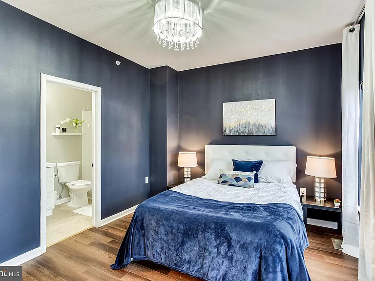 21784 Jarvis Sq — Photo 15