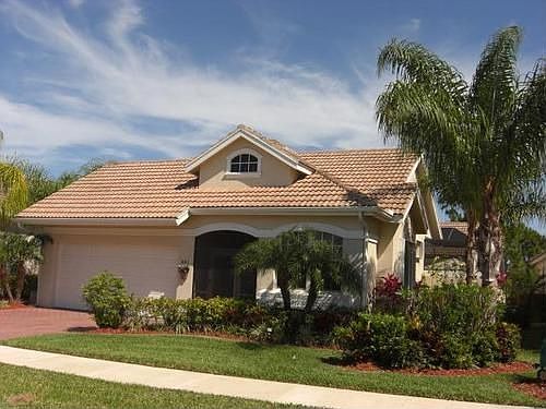 1st image of 841 SW Munjack Cir