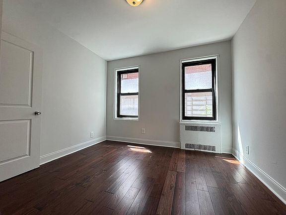 4th image of 245 Hawthorne St APT A6