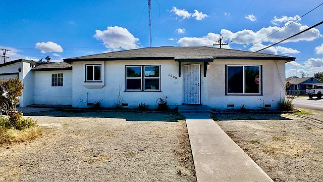 2 bed, 1100 sqft, $1,750 — Photo 1