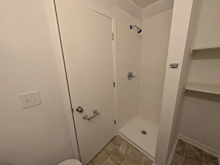 1219 Carlton Ave — Photo 17