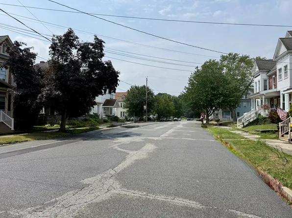 606 Broadway #1, Mechanicville, NY 12118