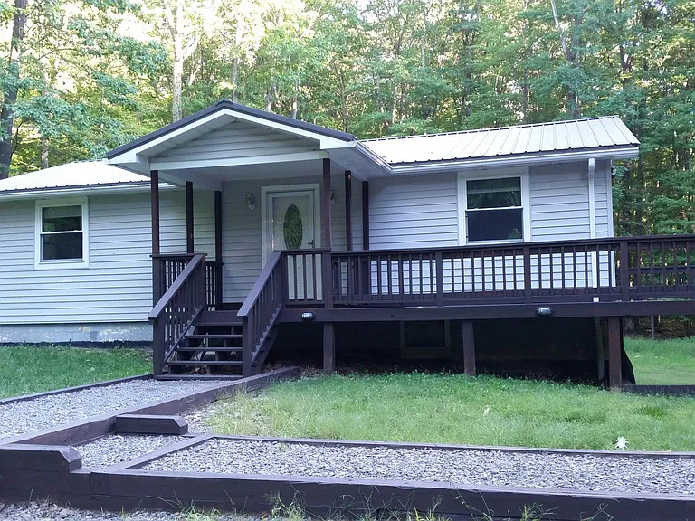138 Governors Ct — Photo 8