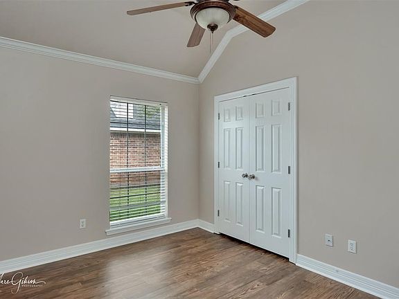 4th image of 6008 Whitney Dr