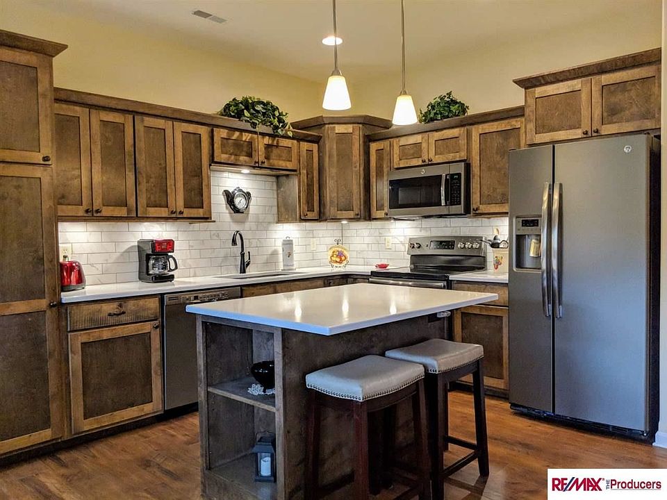 2nd image of 1195 Prairie Hill Cir