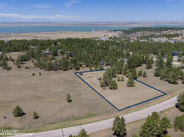 4 Pine Haven Rd, Moorcroft, WY 82721