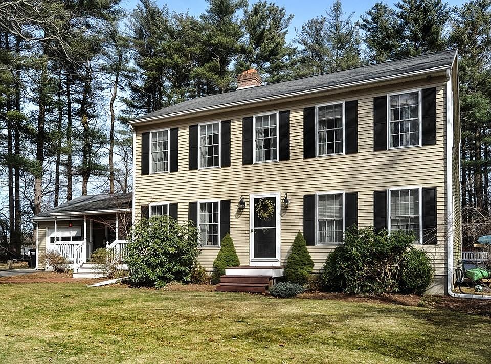1st image of 130 Waterman St
