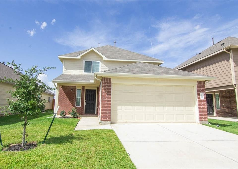 1st image of 24006 Treviso Gardens Dr
