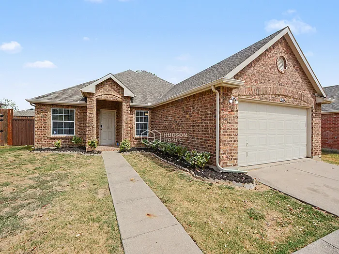 3 bed, 2.0 bath, 1773 sqft, $2,280 — Photo 4