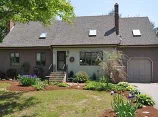 7 Kyle St, Barrington, RI 02806