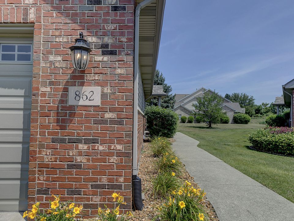 2nd image of 862 Boxwood Dr