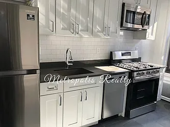 Rented by Metropolis International Realty Inc.