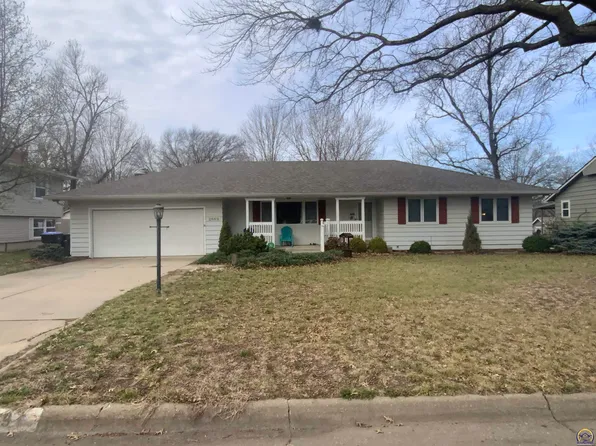 2869 SW Jewell Ave, Topeka, KS 66611