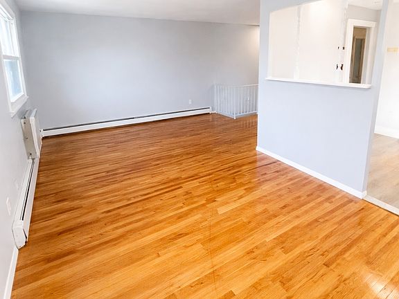 3rd image of 256-20 Craft Ave #2A