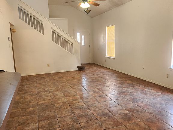 4th image of 11716 Royal Terrace Ln