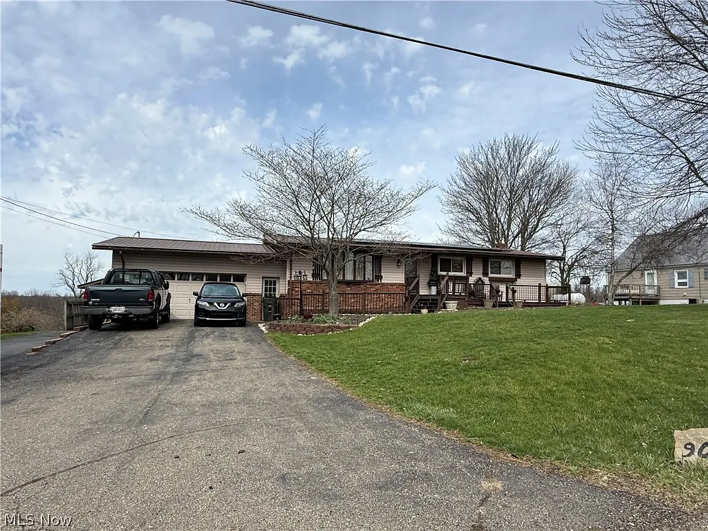 902 Township Road 378 photo 1