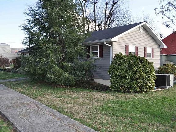 4th image of 231 5th St