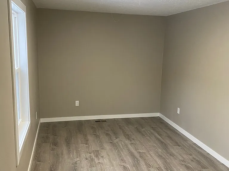 648 Judson Rd — Photo 10