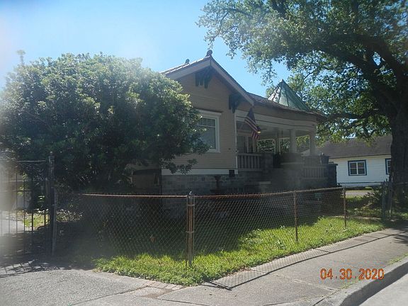 3rd image of 1240 Behrman Ave
