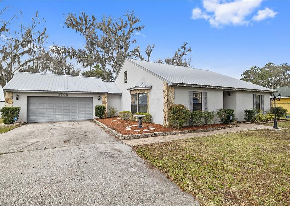 1st image of 2502 SAVANNAH DRIVE