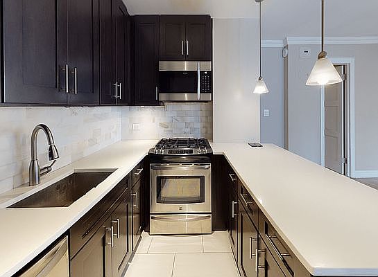 1st image of 310 Greenwich St APT 30C