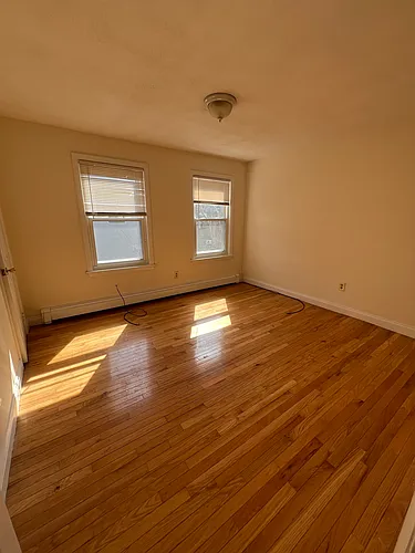 17 Pine St #1 Photo 1