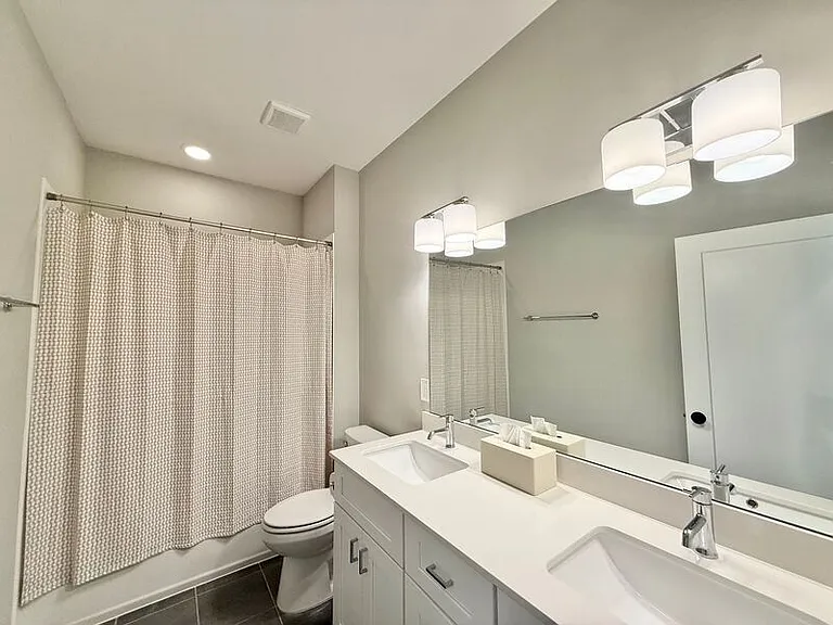 1029 Gregg St — Photo 18