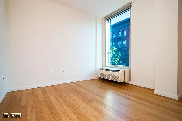 Rented by Citi Habitats | media 36