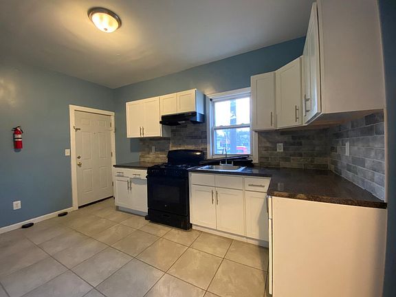 4th image of 56 Shepard Ave #1A