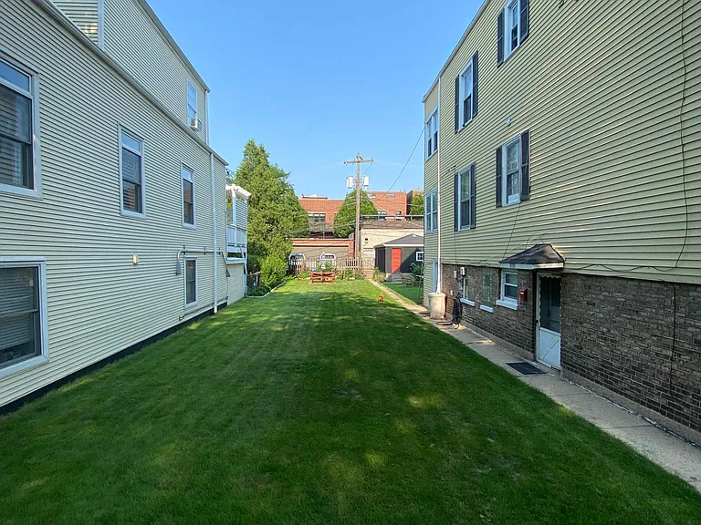 2630 N Marshfield Ave #GARDEN — Photo 3