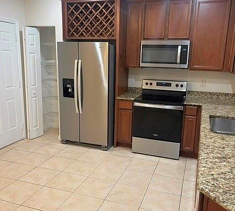 4th image of 9528 Brookville Ct