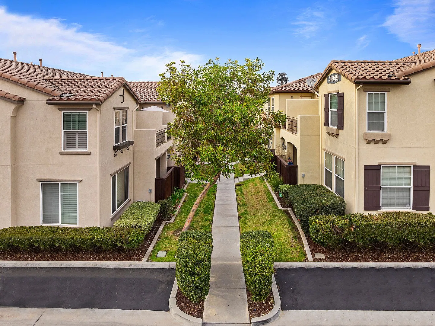 1630 sf of beauty you'll find in this Murrieta condo!! — Photo 2