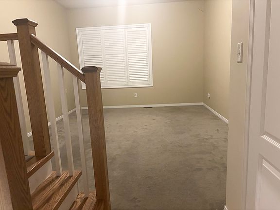 3rd image of 139 Lockwood Rd #0