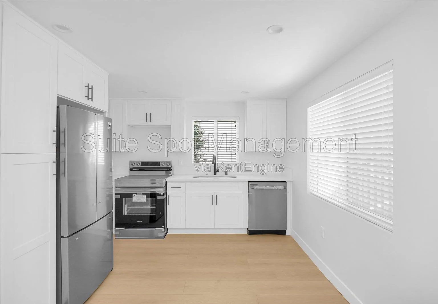 Studio, $1,400 — Photo 2