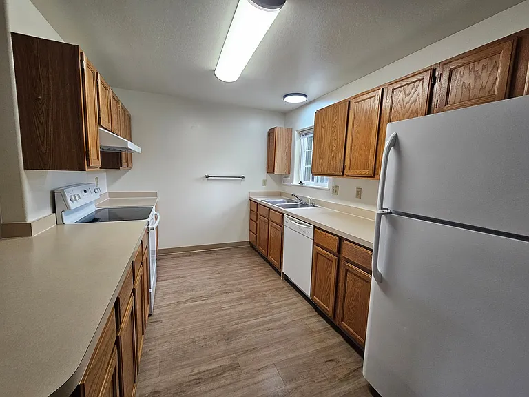 4104 Hillview Way — Photo 14
