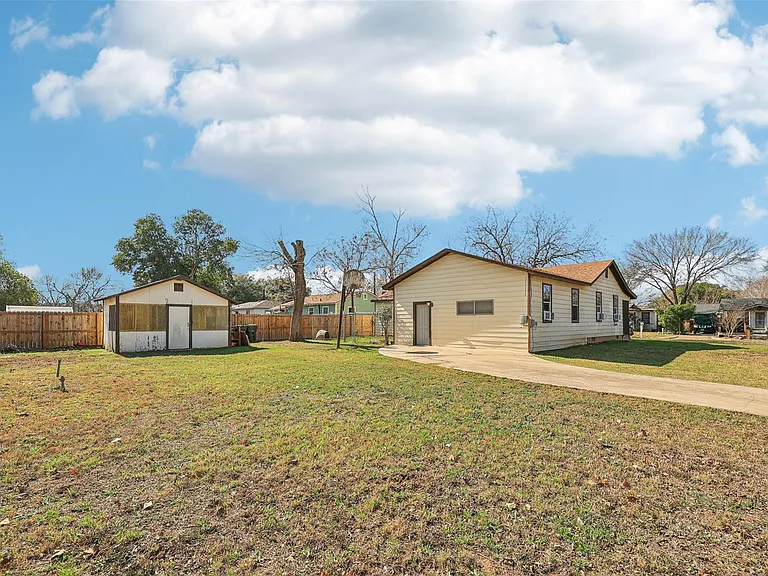 620 Barbara Dr — Photo 27