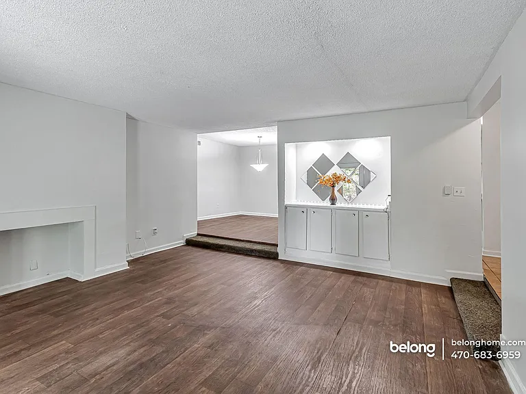 3575 Oakvale Rd #411 — Photo 1