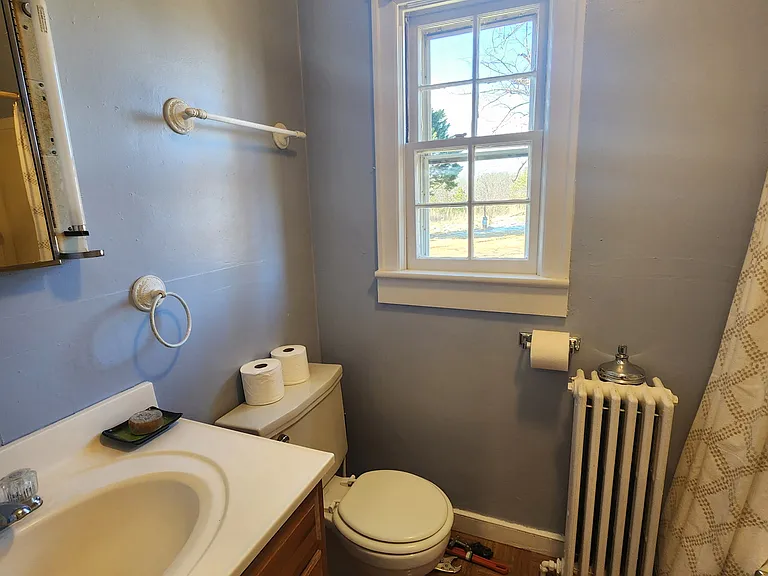 2420 James River Rd — Photo 12