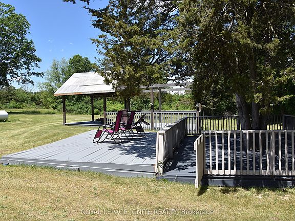 4th image of 595 Percy Boom Rd