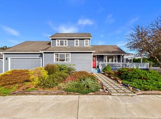 1725 Tasi Ln, McKinleyville, CA 95519